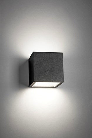 Cube up/down black Udendørslampe - Vaalea.dk
